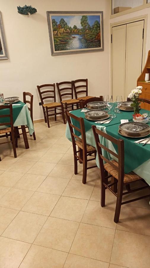 Scano Comfort Inn Santa Teresa Gallura Eksteriør billede