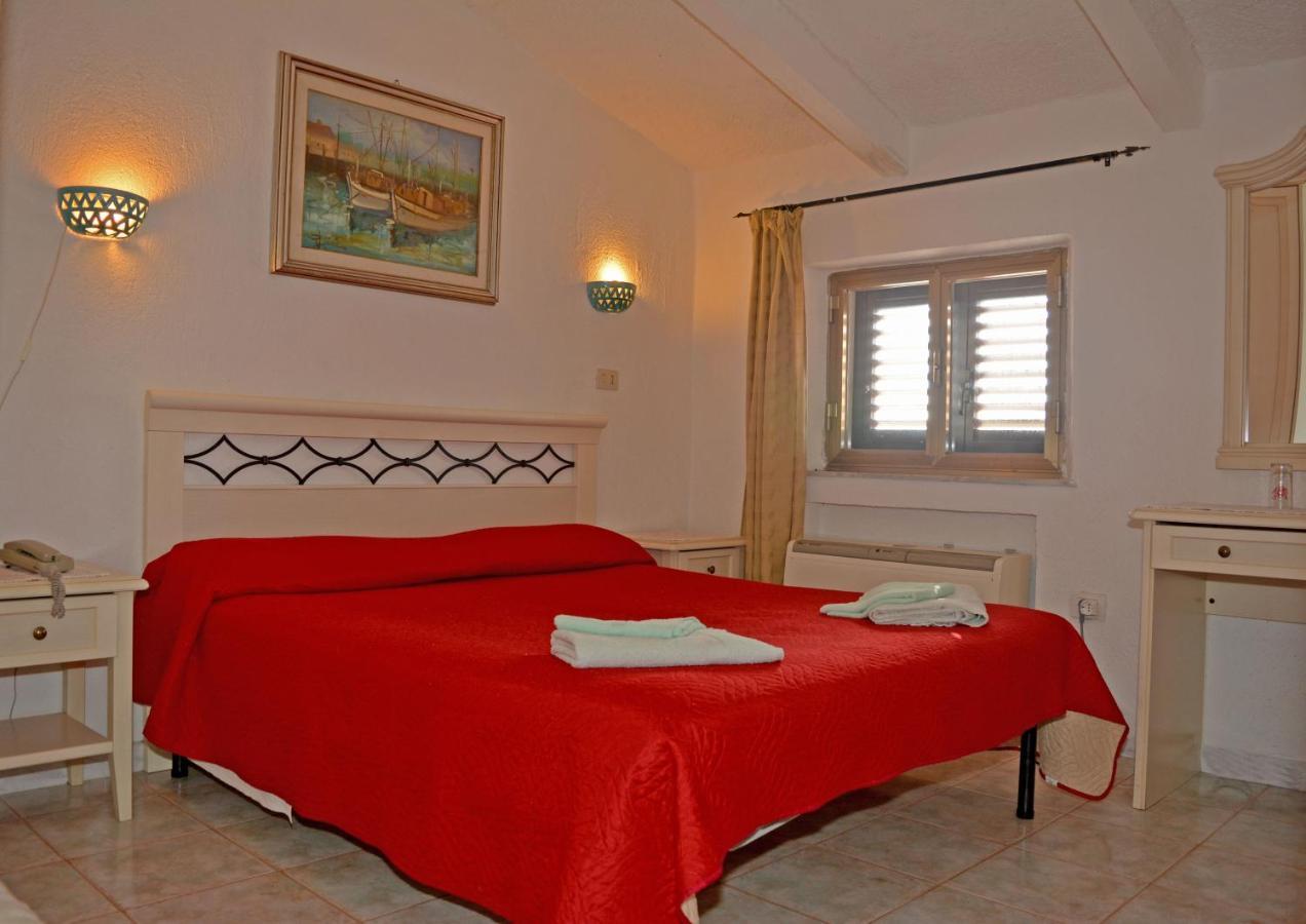 Scano Comfort Inn Santa Teresa Gallura Eksteriør billede